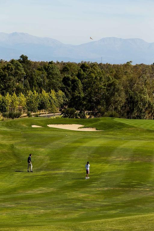 Hotel Vincci Valdecanas Golf El Gordo Esterno foto